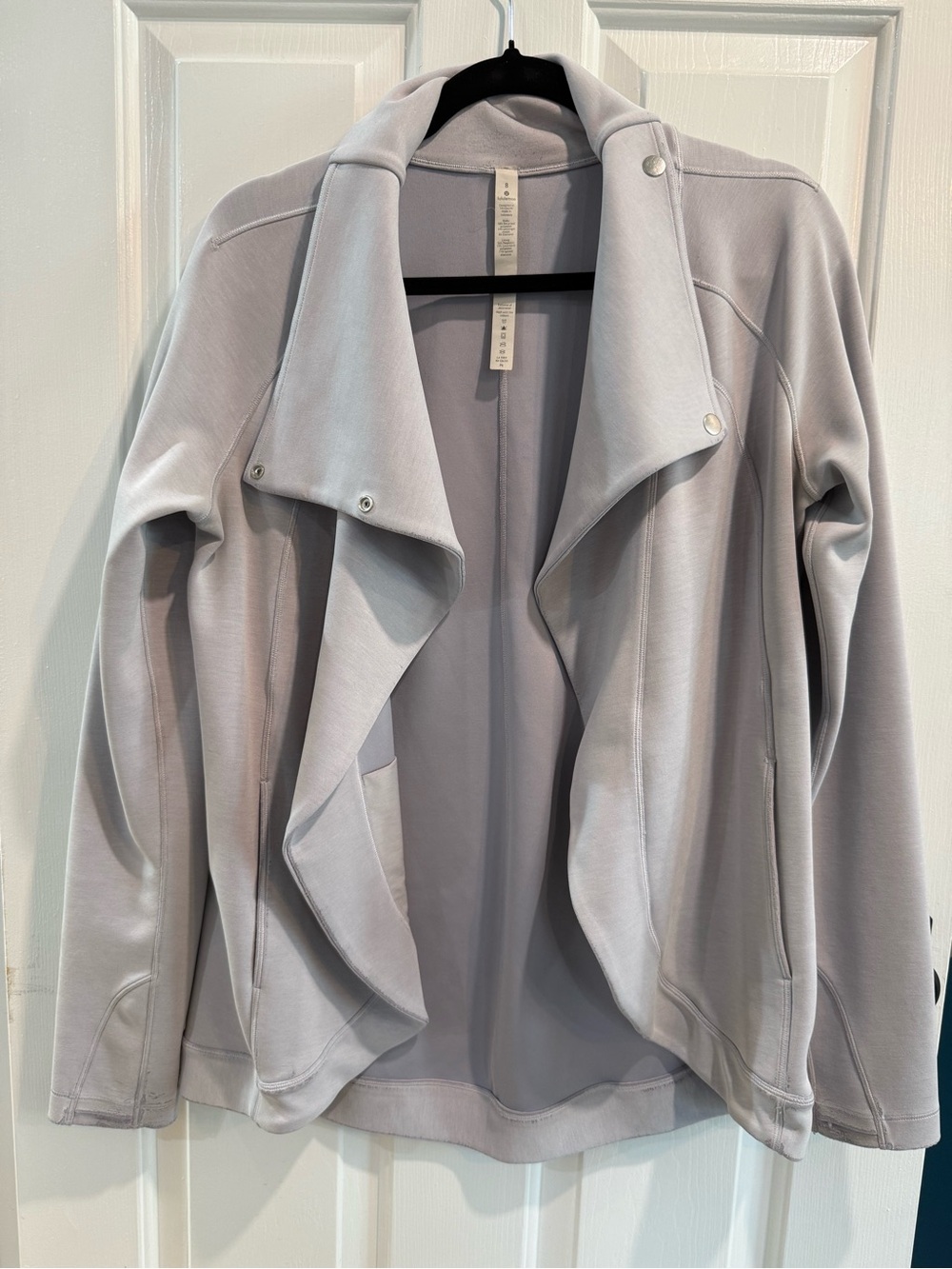 Lululemon Light Purple That’s a Wrap Jacket Size 8 - Picture 2 of 4